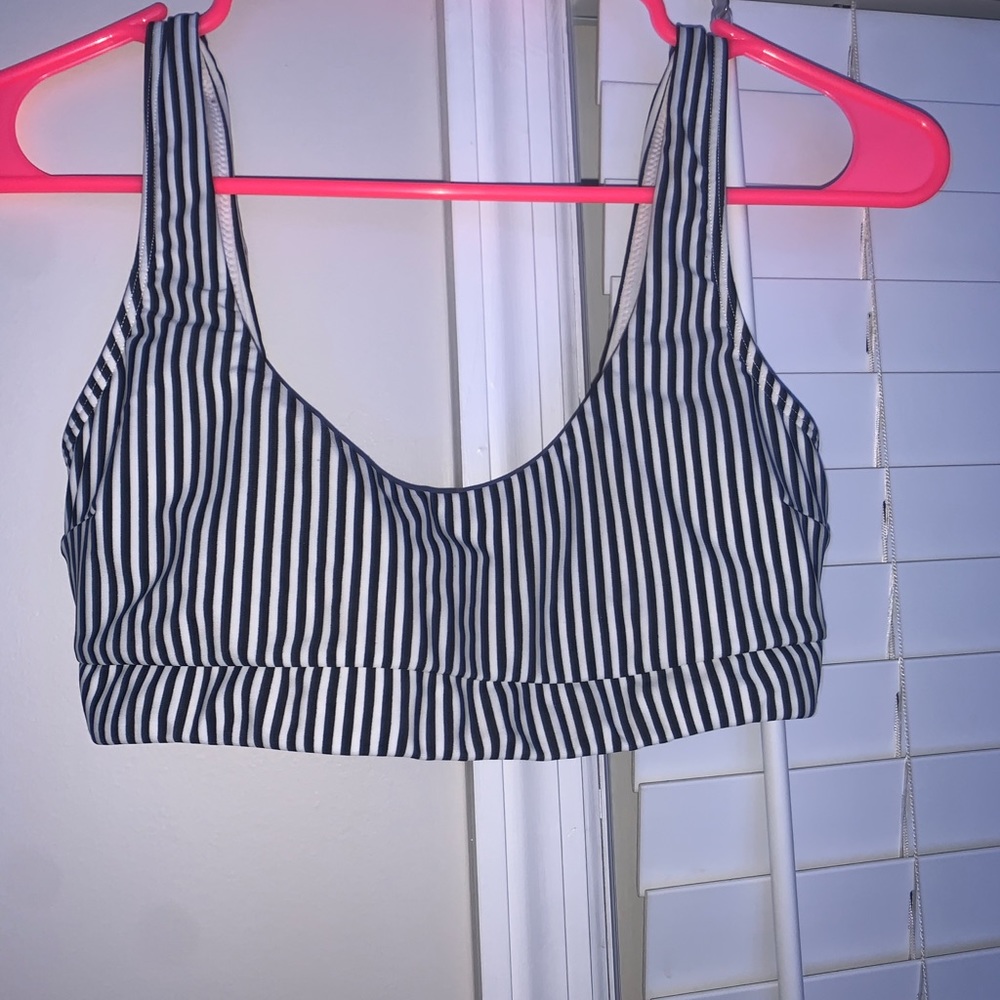 Hollister bikini top